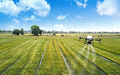 Ψεκάστε αποτελεσματικά και επαγγελματικά με το ψεκαστικό drone FP300!